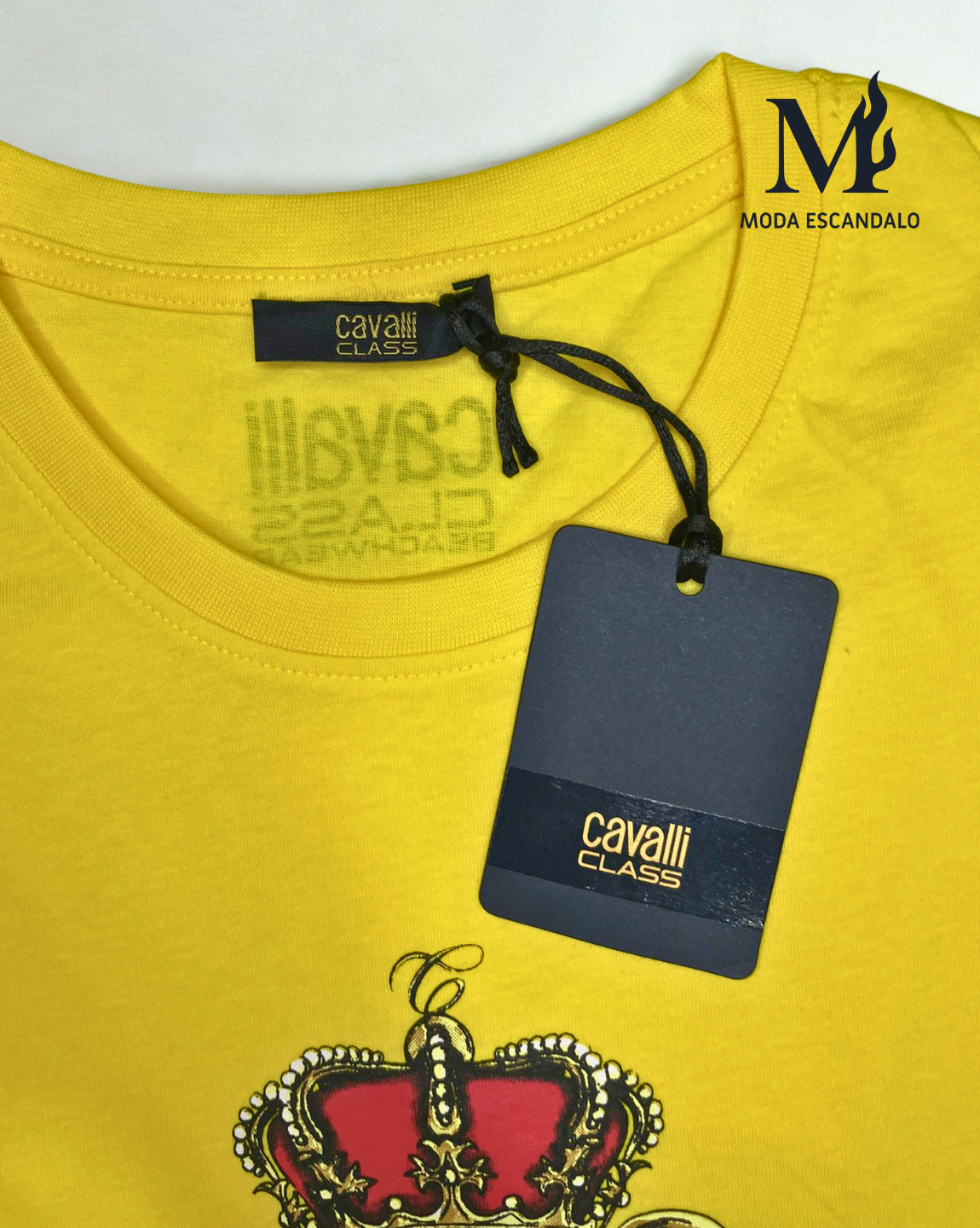 Camiseta Roberto Cavalli Class Estampada Amarilla
