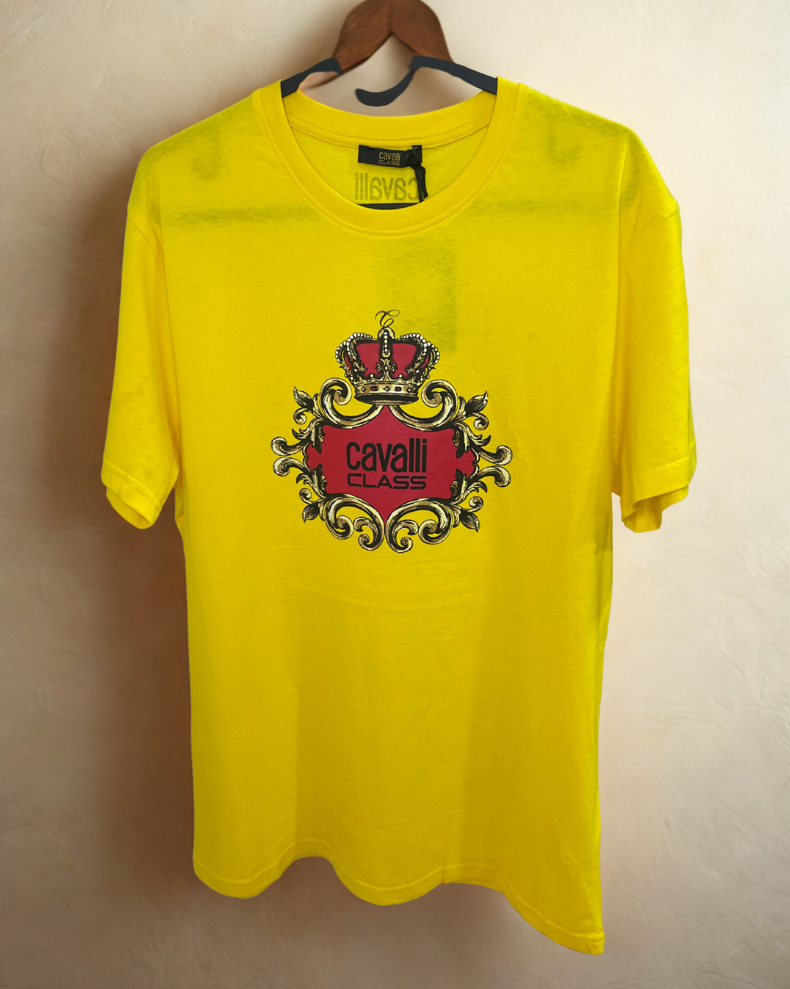 Camiseta Roberto Cavalli Class Estampada Amarilla